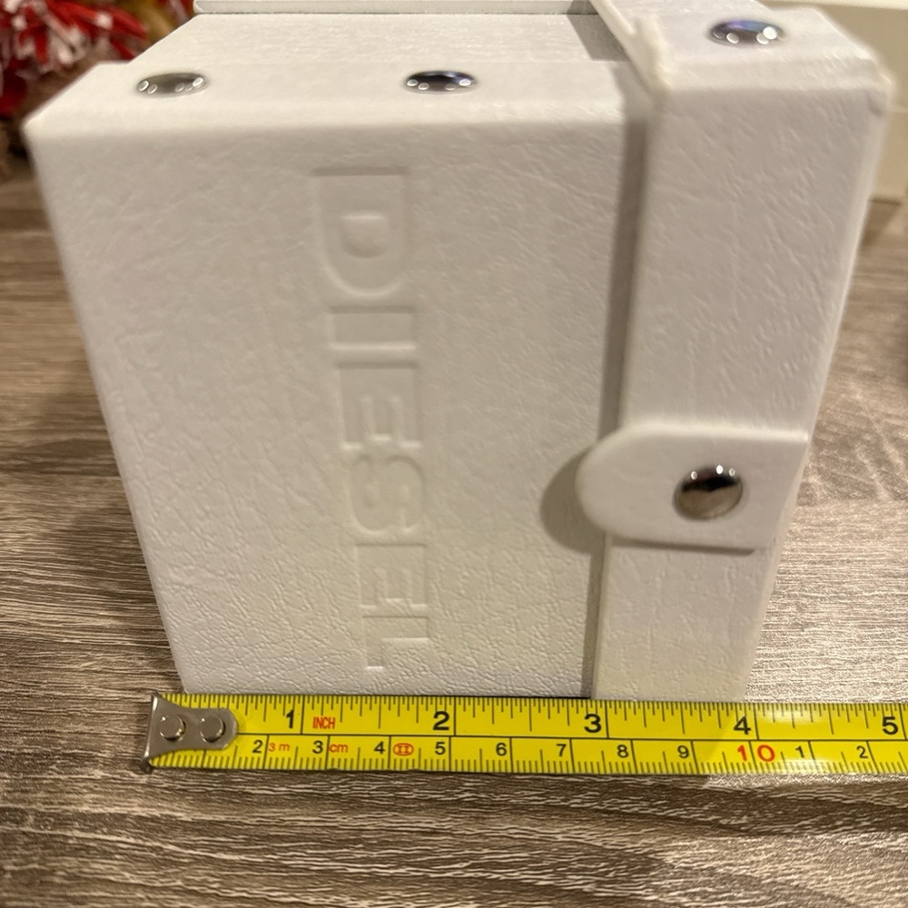 Diesel White Leather Embossed Watch Box - Picture 7 of 8